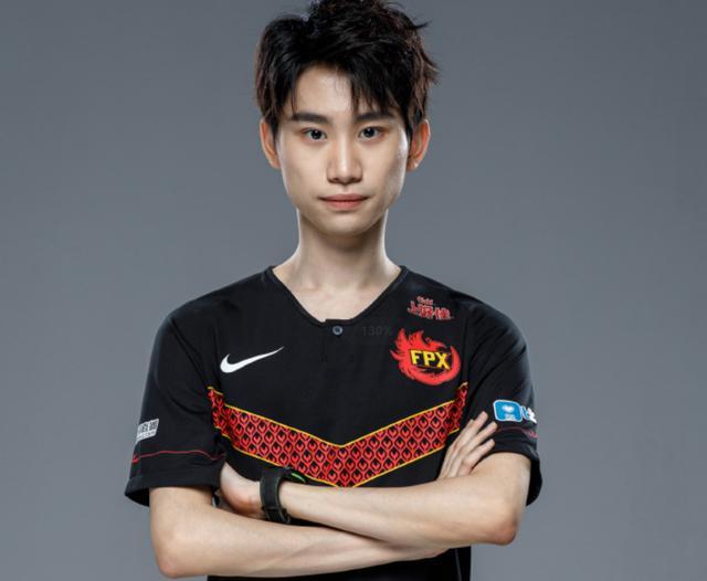 GEN轻取WBG,Doinb单局斩获MVP四强赛3:1(巴黎) GEN轻取WBG,Doinb单局斩获MVP四强赛3:1(巴黎)