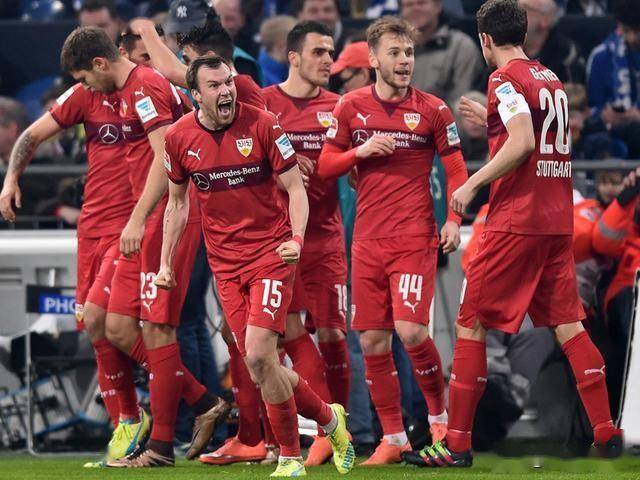 法兰克福客场挑战不莱梅，德比之战精彩纷呈的简单介绍